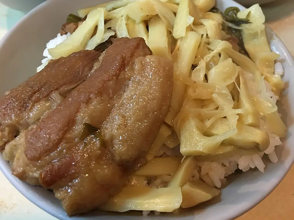 爌肉飯